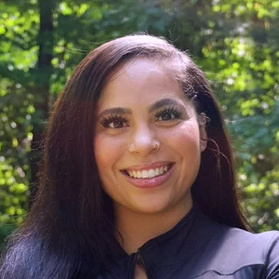 A headshot photo of Dr. Amber Jones of Serene Chiropractic & Sports Therapy
